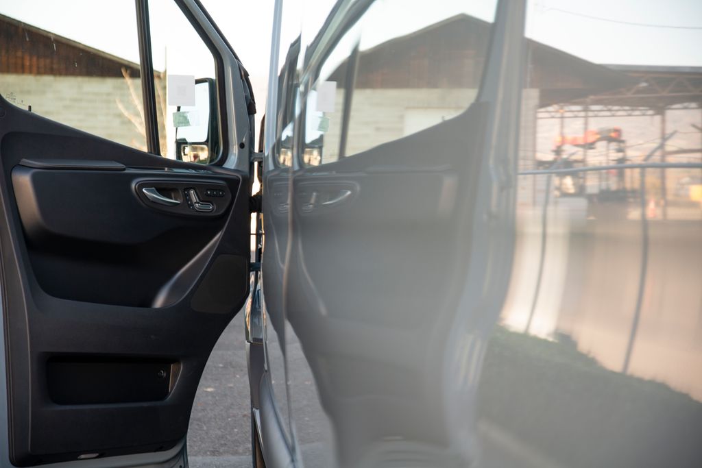 Thumbnail: 2026 Mercedes-Benz Sprinter - 18