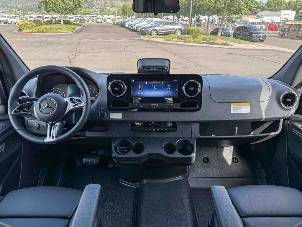 Thumbnail: 2026 Mercedes-Benz Sprinter - 2