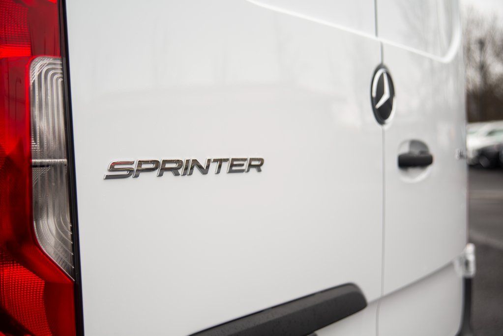 Thumbnail: 2025 Mercedes-Benz Sprinter - 28