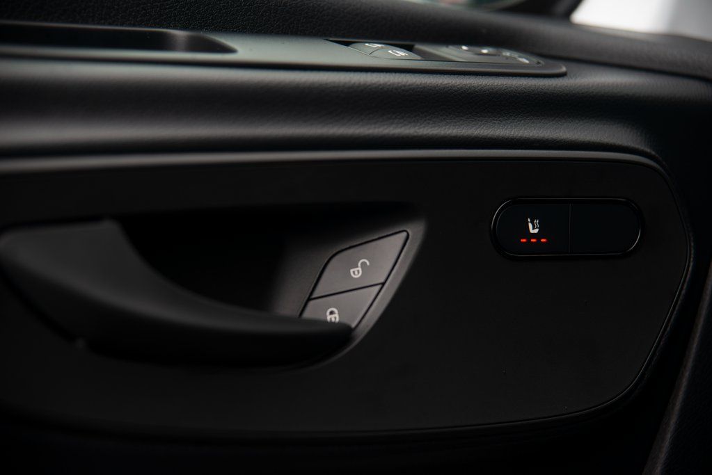 Thumbnail: 2025 Mercedes-Benz Sprinter - 33