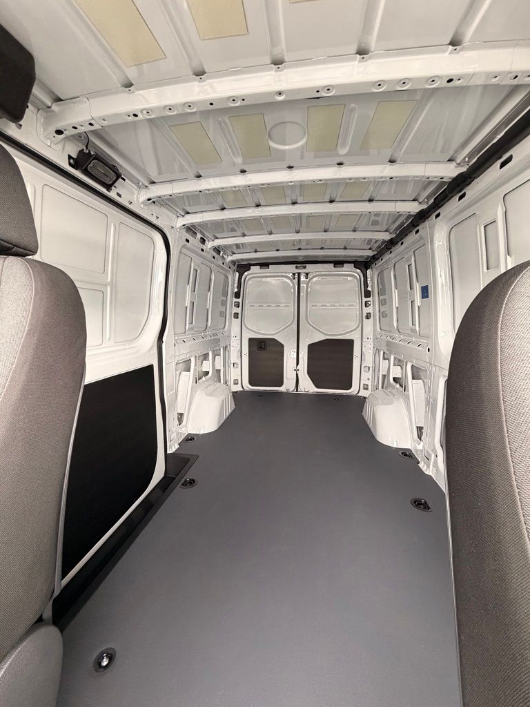 Thumbnail: 2026 Mercedes-Benz Sprinter - 23