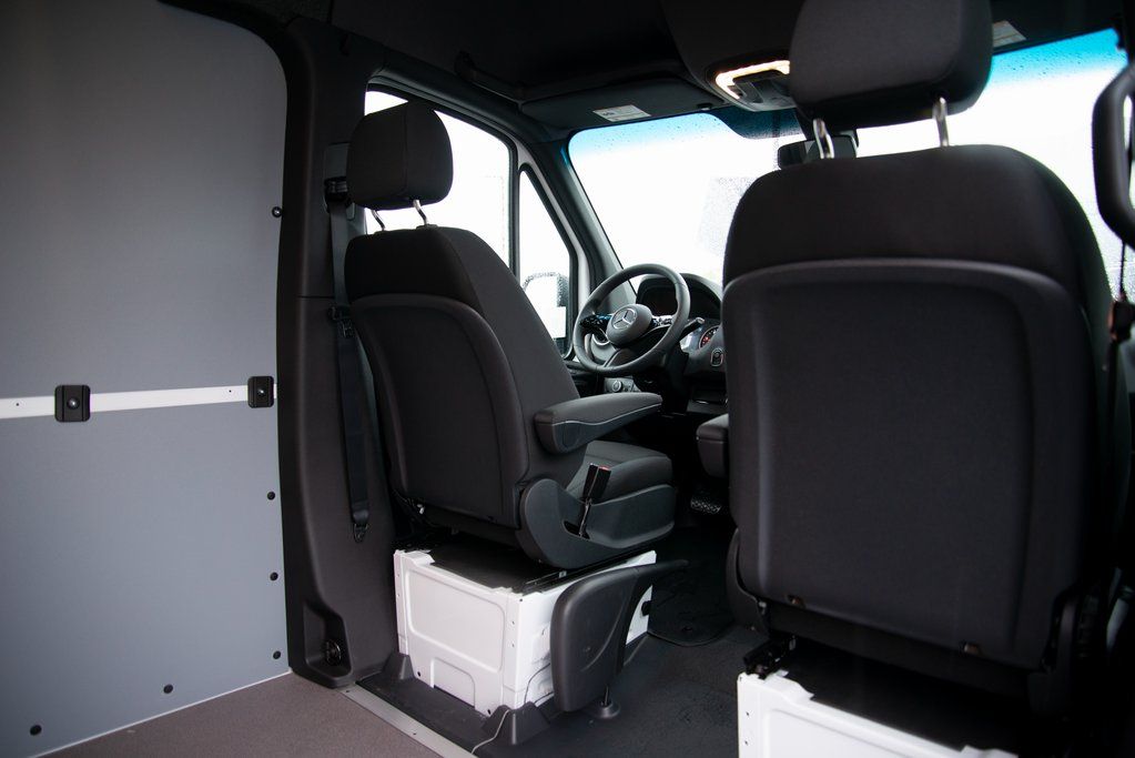 Thumbnail: 2026 Mercedes-Benz Sprinter - 19