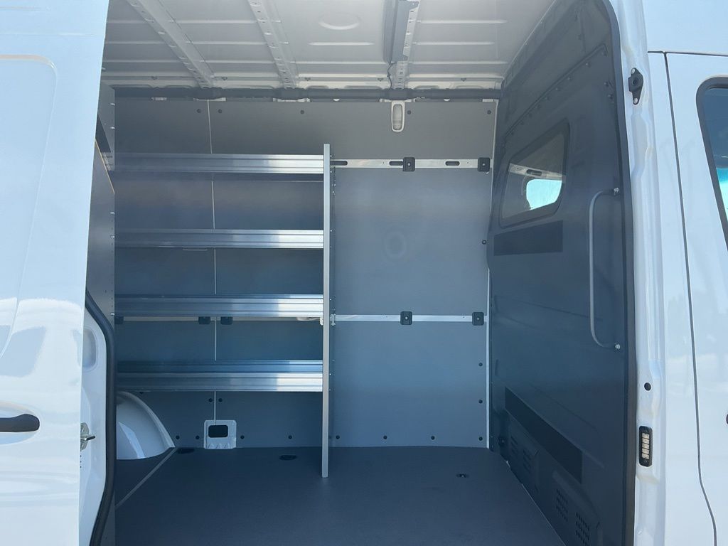 Thumbnail: 2026 Mercedes-Benz Sprinter - 24
