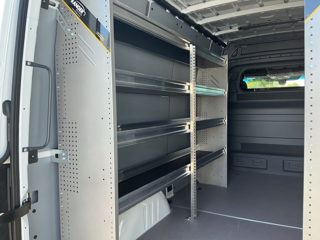 Thumbnail: 2026 Mercedes-Benz Sprinter - 30