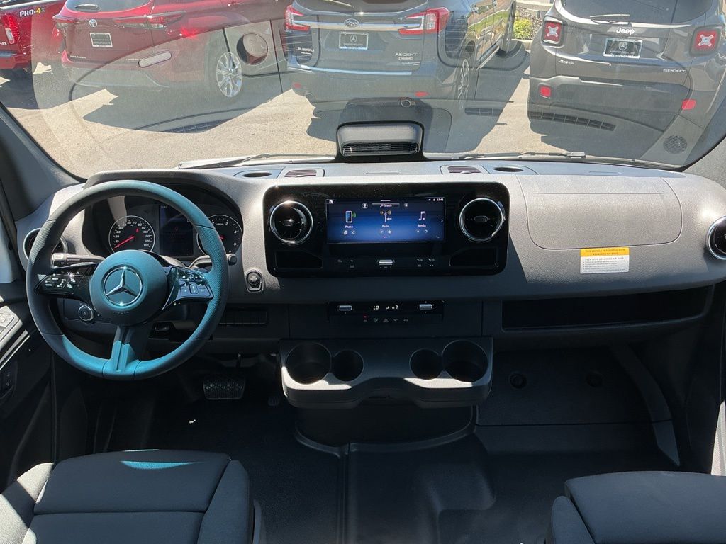 Thumbnail: 2026 Mercedes-Benz Sprinter - 2