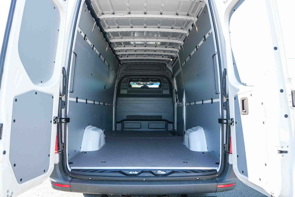 Thumbnail: 2026 Mercedes-Benz Sprinter - 25