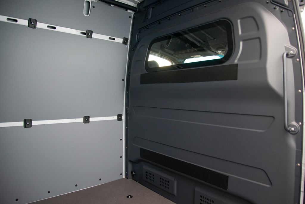 Thumbnail: 2026 Mercedes-Benz Sprinter - 6