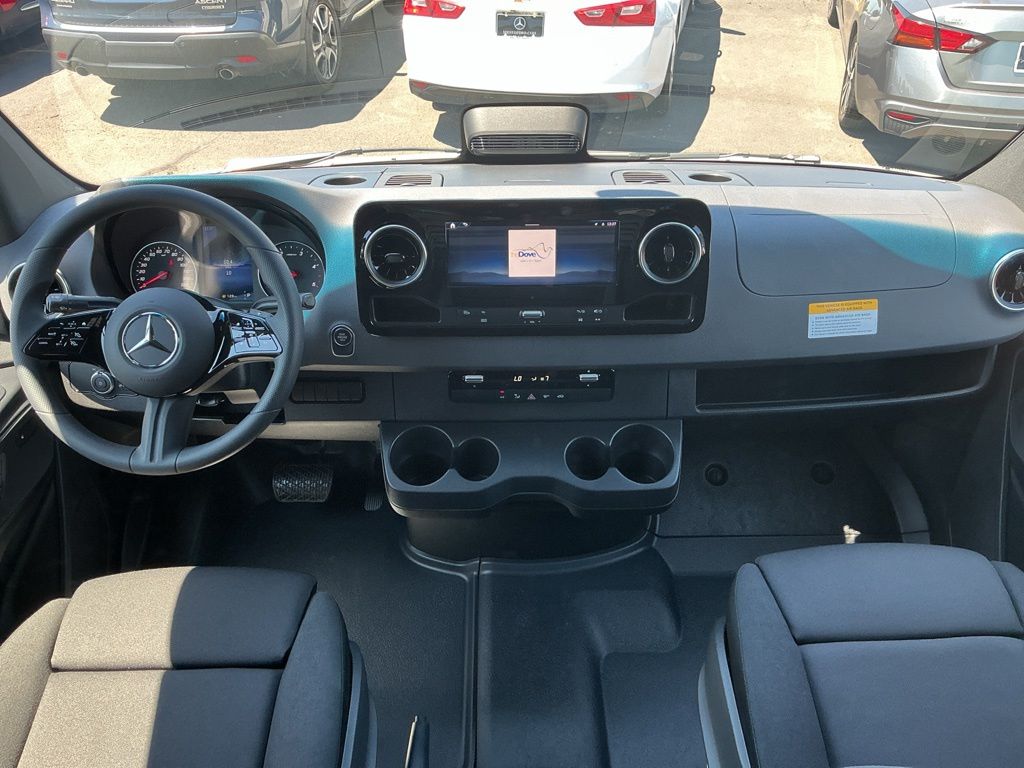 Thumbnail: 2026 Mercedes-Benz Sprinter - 2