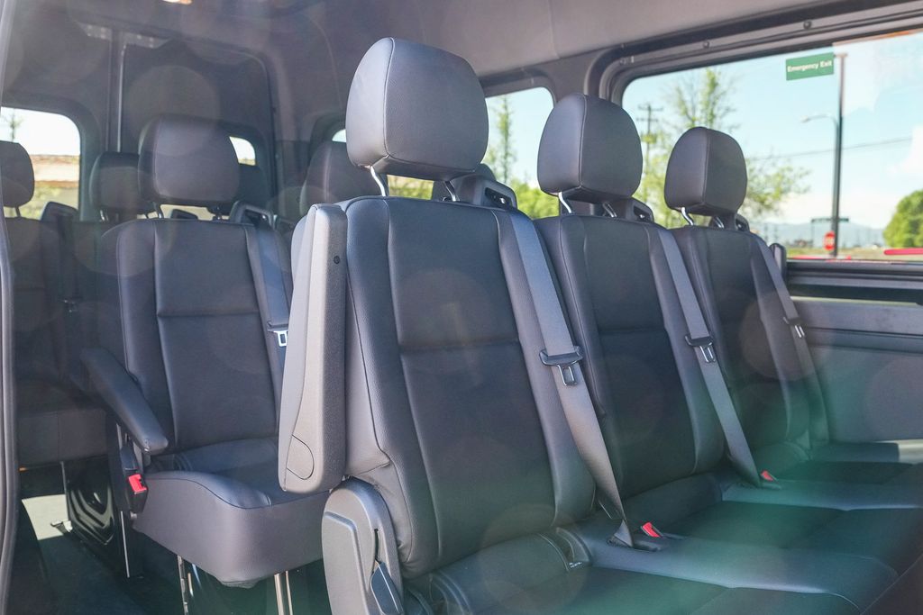 Thumbnail: 2026 Mercedes-Benz Sprinter - 11