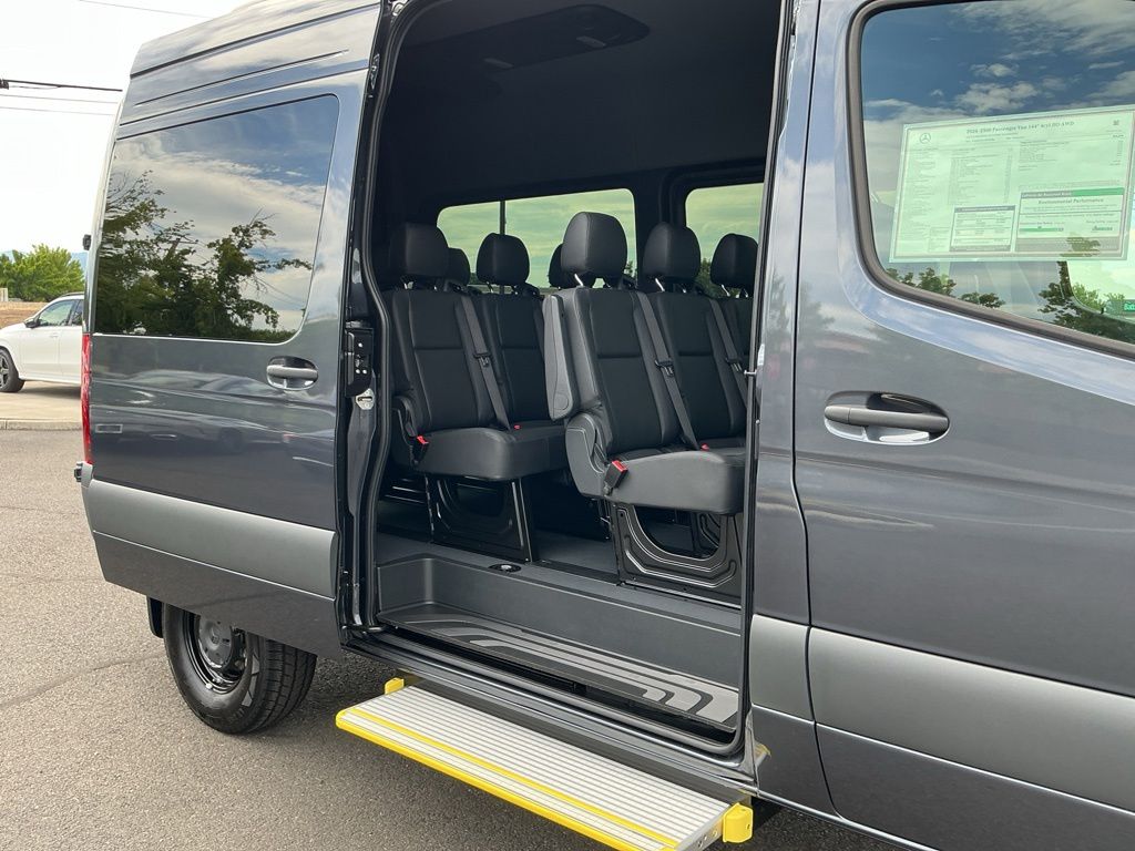 Thumbnail: 2026 Mercedes-Benz Sprinter - 25