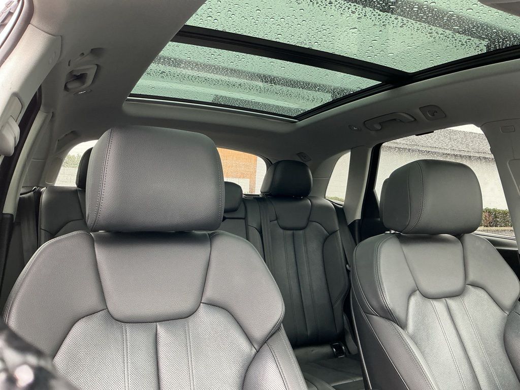 Thumbnail: 2019 Audi Q5 - 26
