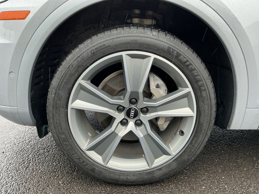 Thumbnail: 2019 Audi Q5 - 6
