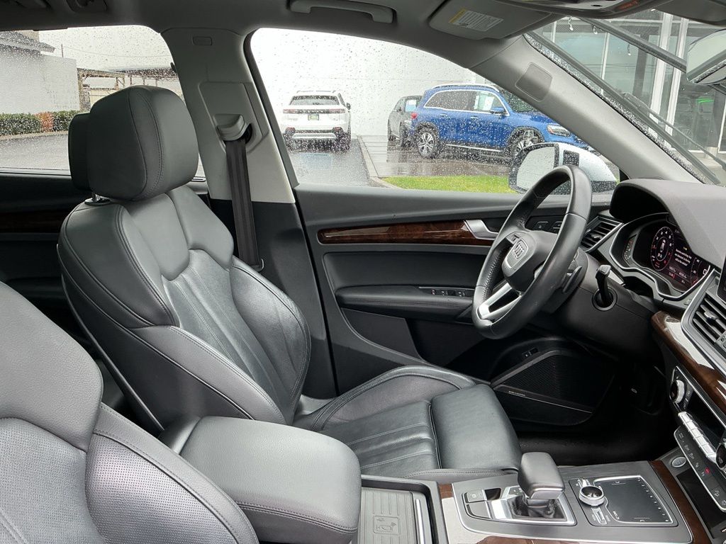 Thumbnail: 2019 Audi Q5 - 25