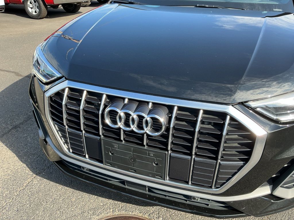 Thumbnail: 2025 Audi Q3 - 6