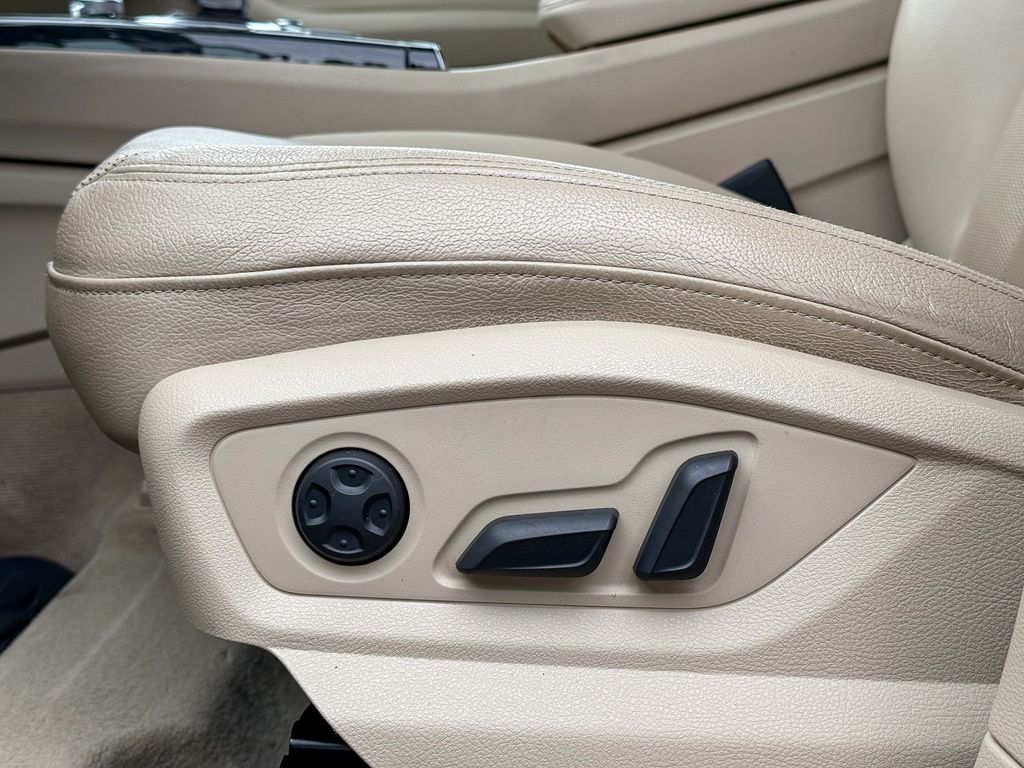 Thumbnail: 2019 Audi Q7 - 25
