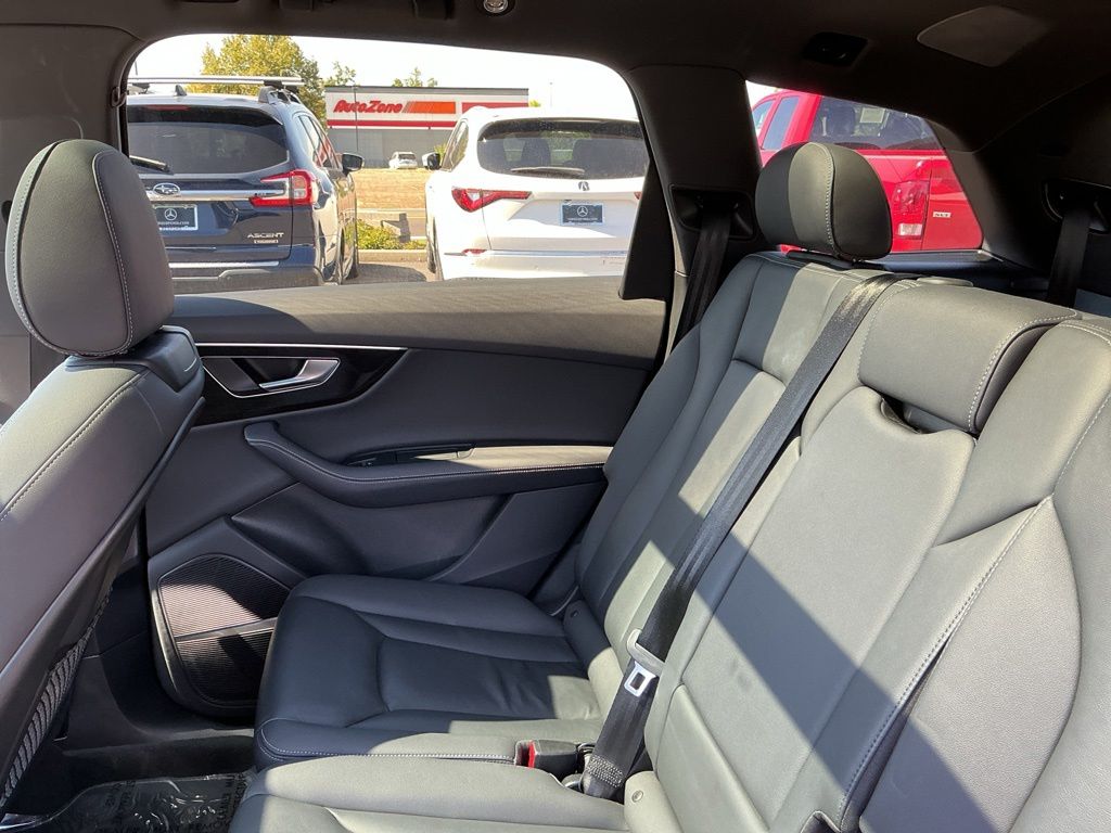 Thumbnail: 2025 Audi Q7 - 29