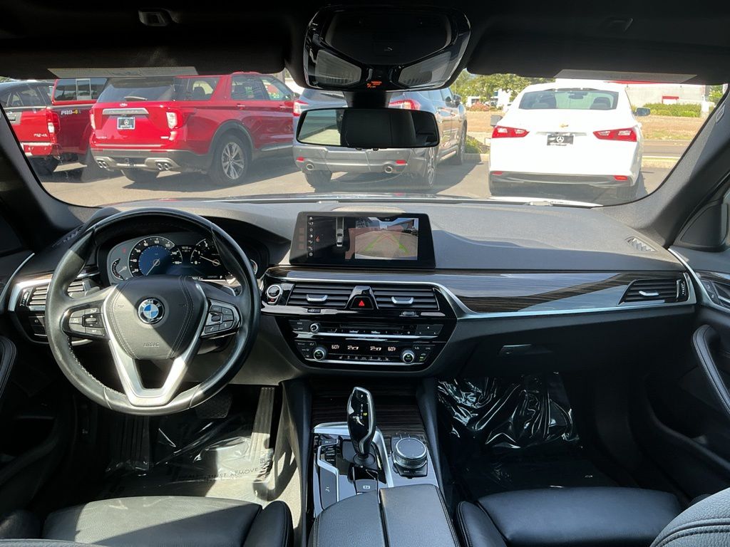 Thumbnail: 2018 BMW 5 Series - 2