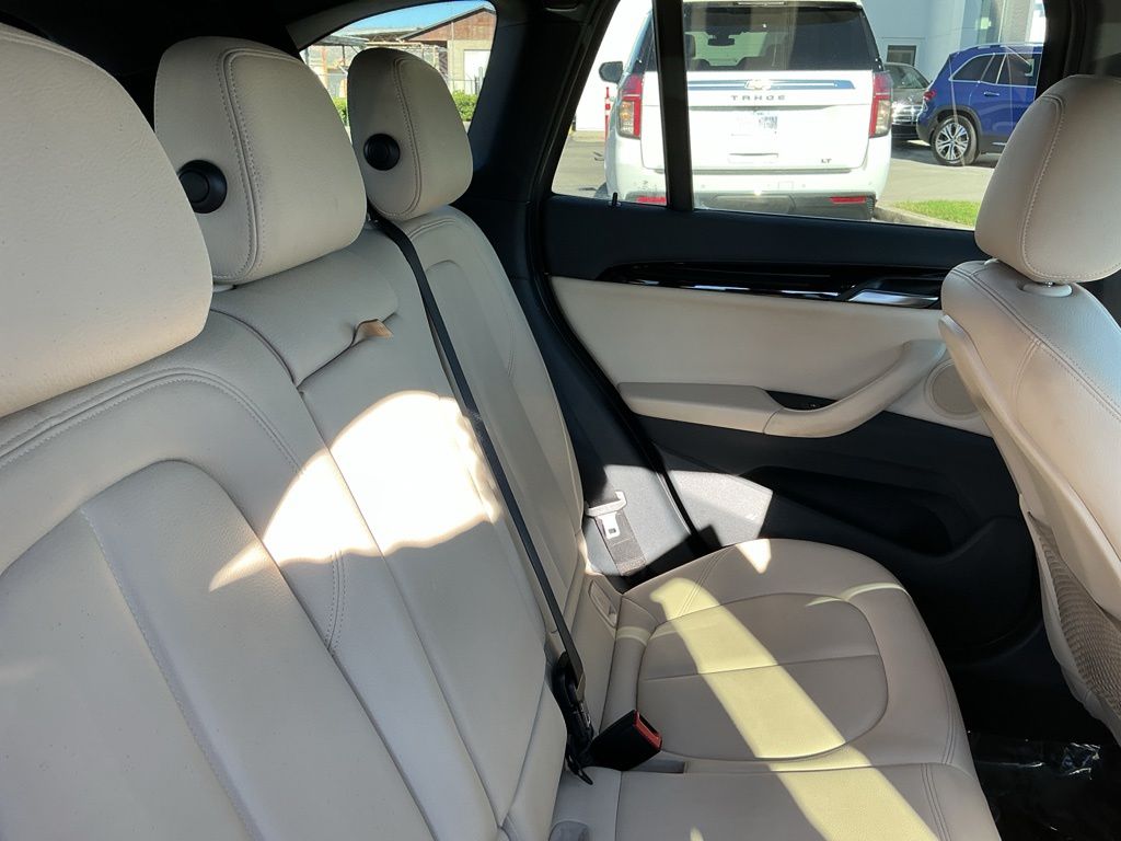 Thumbnail: 2016 BMW X1 - 27