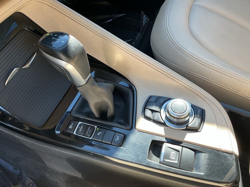 Thumbnail: 2016 BMW X1 - 15