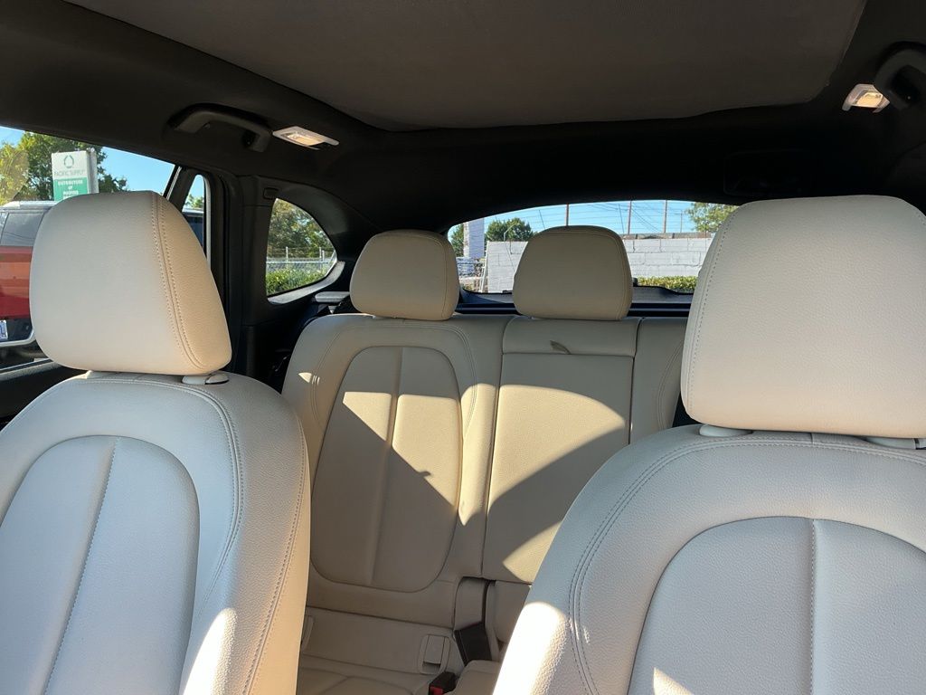 Thumbnail: 2016 BMW X1 - 11