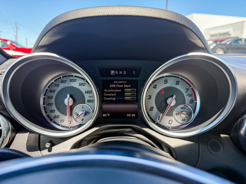 Thumbnail: 2015 Mercedes-Benz SLK - 13