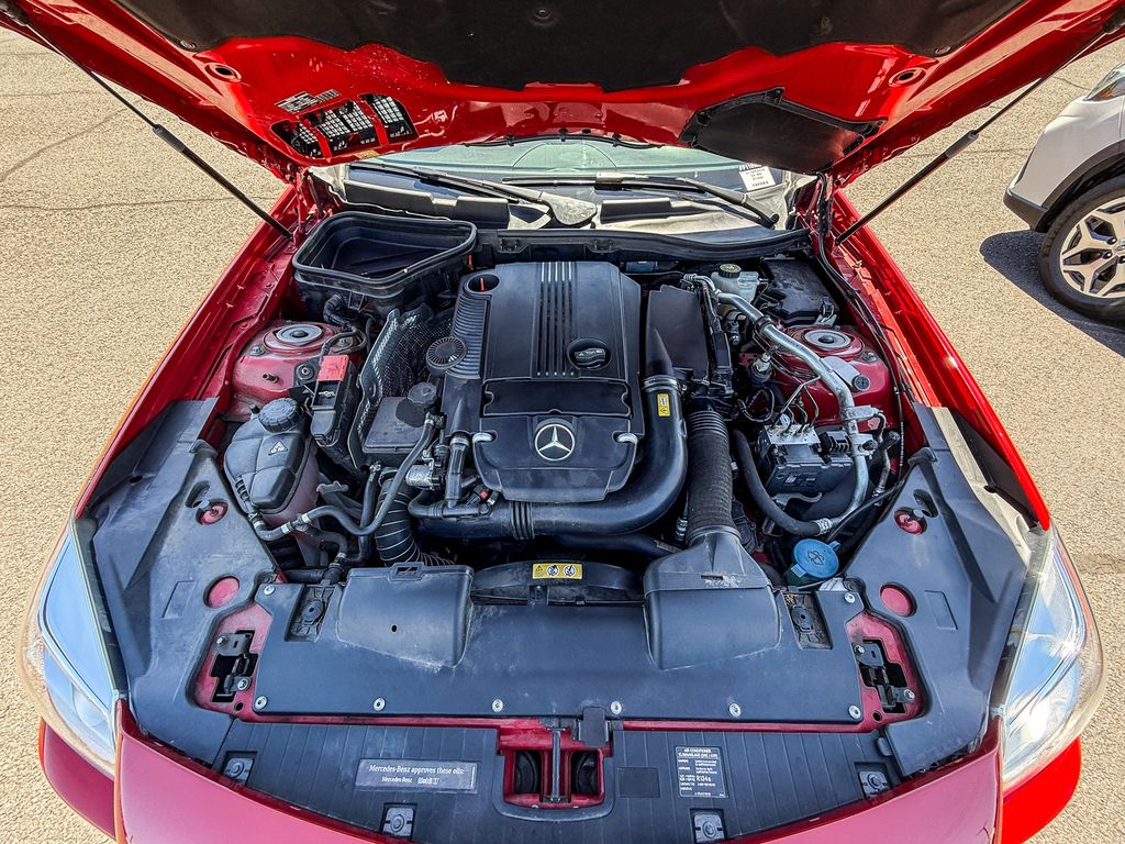 Thumbnail: 2015 Mercedes-Benz SLK - 25