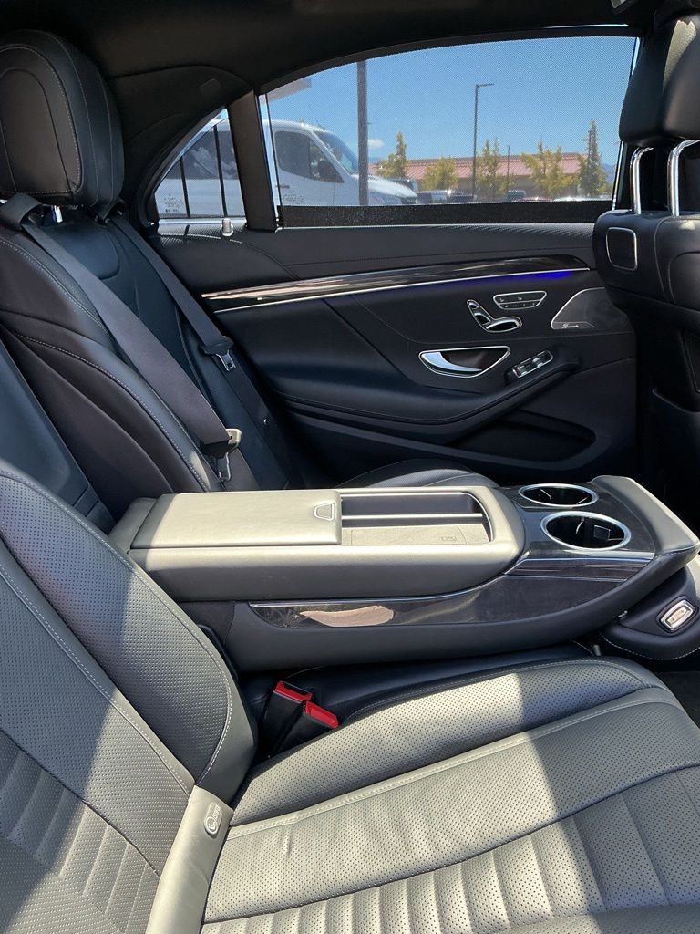 Thumbnail: 2019 Mercedes-Benz S-Class - 28