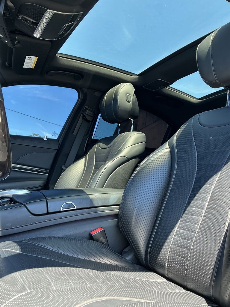 Thumbnail: 2019 Mercedes-Benz S-Class - 12