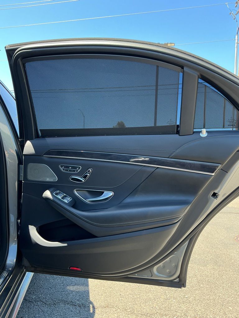 Thumbnail: 2019 Mercedes-Benz S-Class - 30