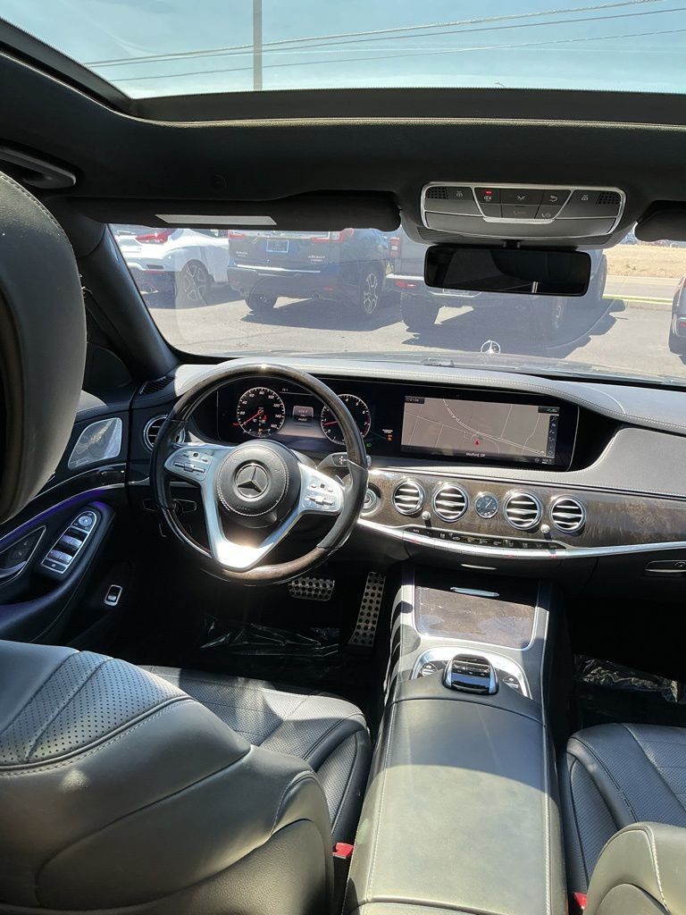 Thumbnail: 2019 Mercedes-Benz S-Class - 2