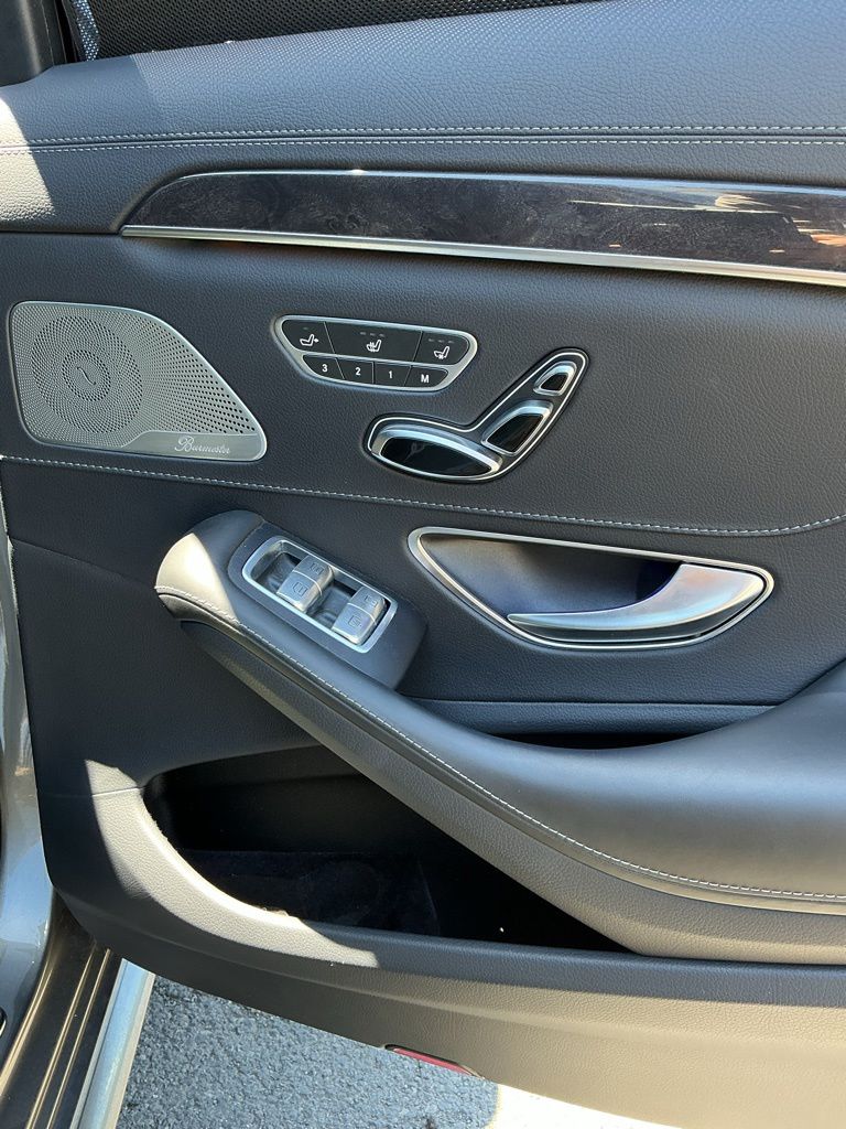 Thumbnail: 2019 Mercedes-Benz S-Class - 7