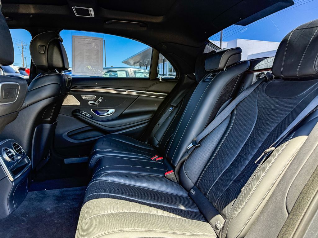 Thumbnail: 2019 Mercedes-Benz S-Class - 11