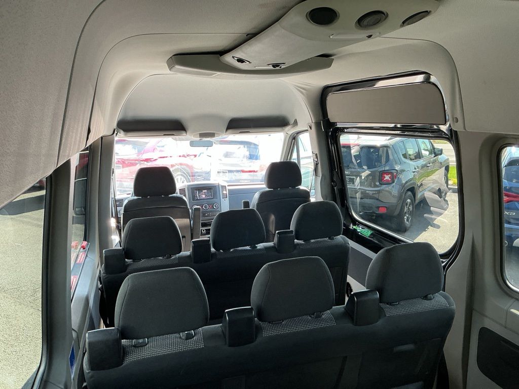 Thumbnail: 2013 Mercedes-Benz Sprinter - 26