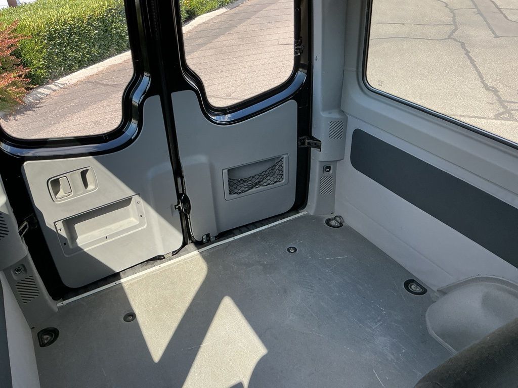 Thumbnail: 2013 Mercedes-Benz Sprinter - 27