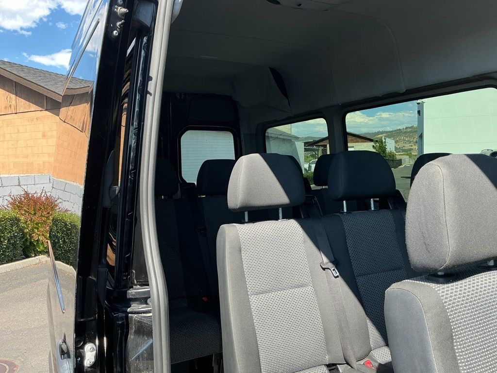 Thumbnail: 2013 Mercedes-Benz Sprinter - 24