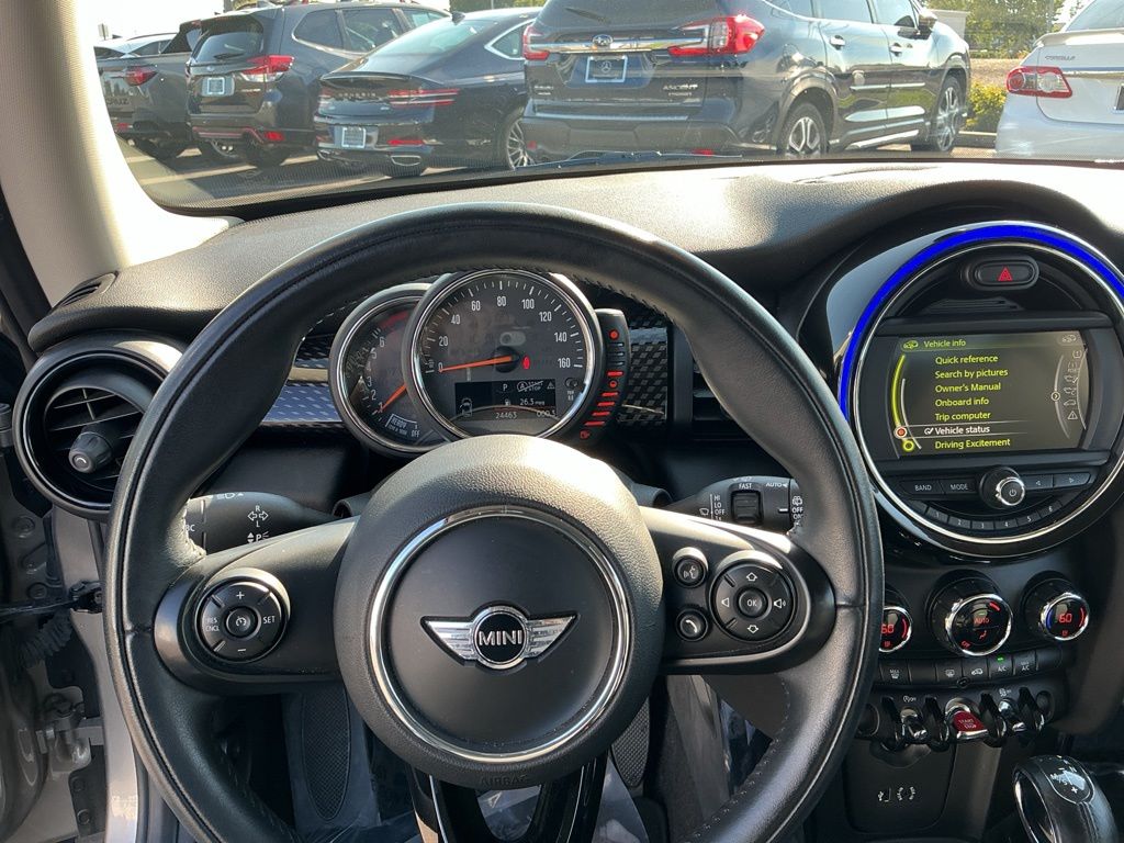 Thumbnail: 2017 MINI Cooper - 8