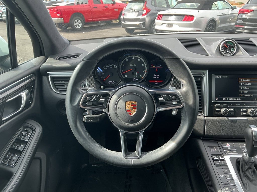 Thumbnail: 2015 Porsche Macan - 13