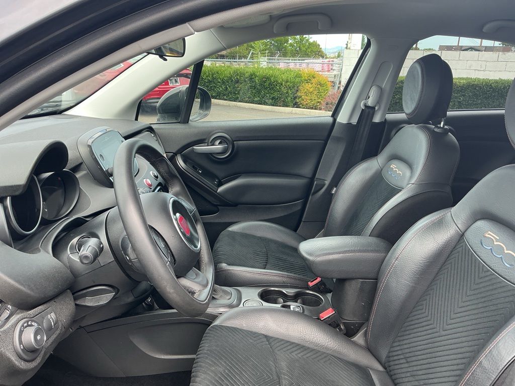 Thumbnail: 2018 Fiat 500X - 9