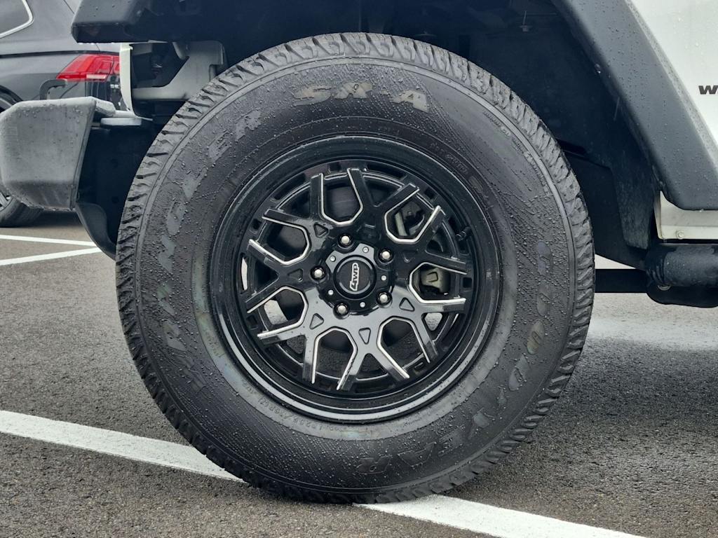 Thumbnail: 2018 Jeep Wrangler - 7