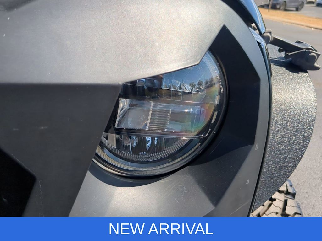 Thumbnail: 2016 Jeep Wrangler - 7