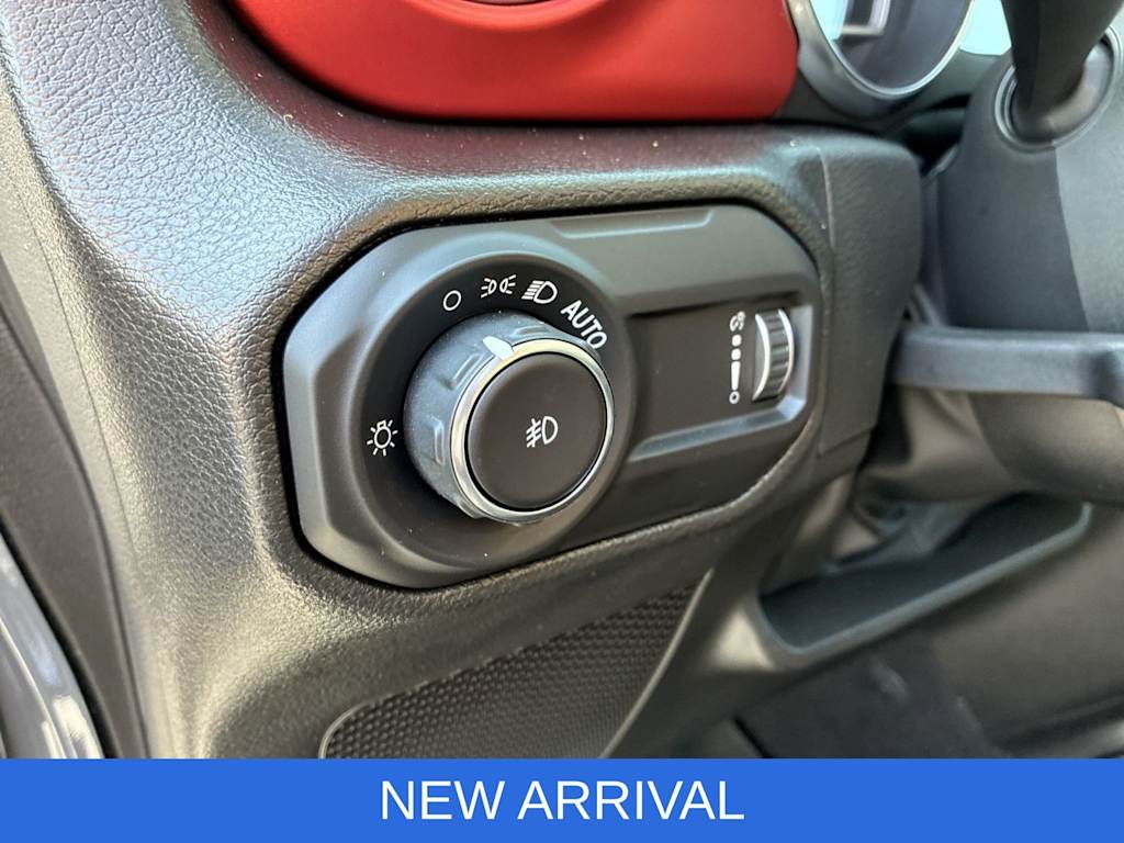 Thumbnail: 2023 Jeep Wrangler - 25