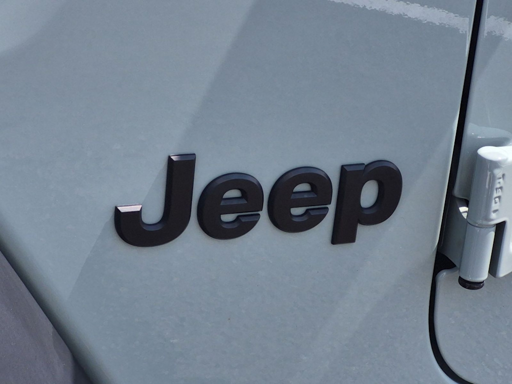 Thumbnail: 2024 Jeep Wrangler - 7