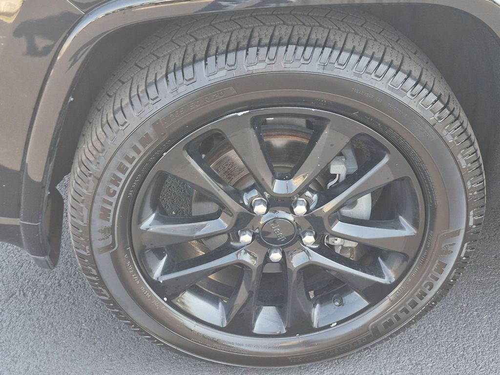 Thumbnail: 2018 Jeep Grand Cherokee - 7