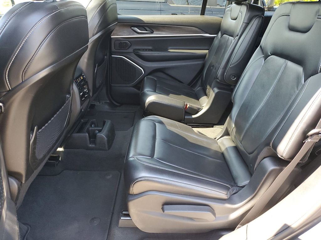 Thumbnail: 2021 Jeep Grand Cherokee L - 8