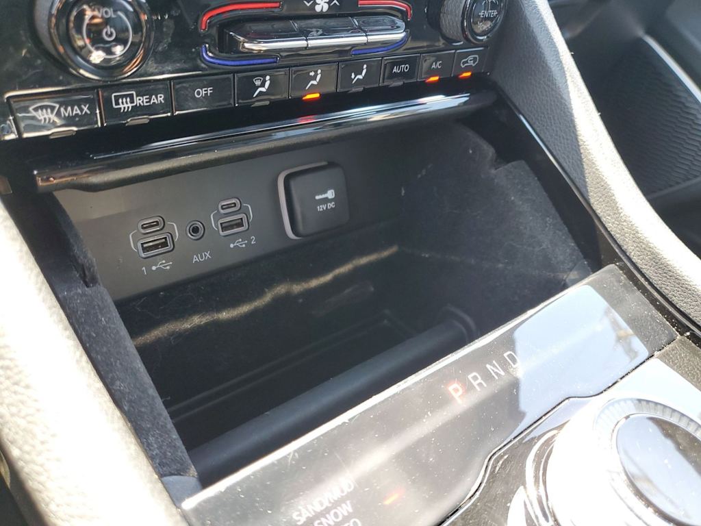 Thumbnail: 2021 Jeep Grand Cherokee L - 32