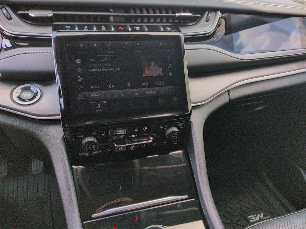 Thumbnail: 2022 Jeep Grand Cherokee - 35