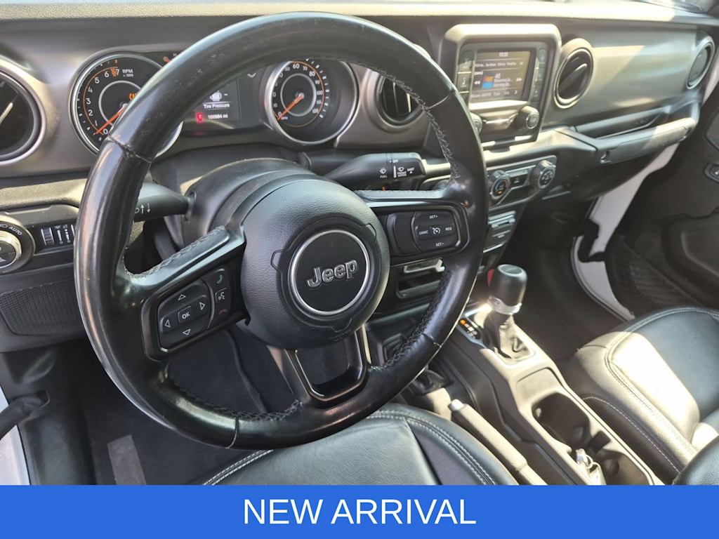 Thumbnail: 2020 Jeep Gladiator - 2