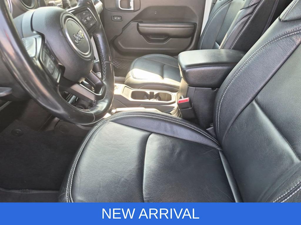 Thumbnail: 2020 Jeep Gladiator - 9