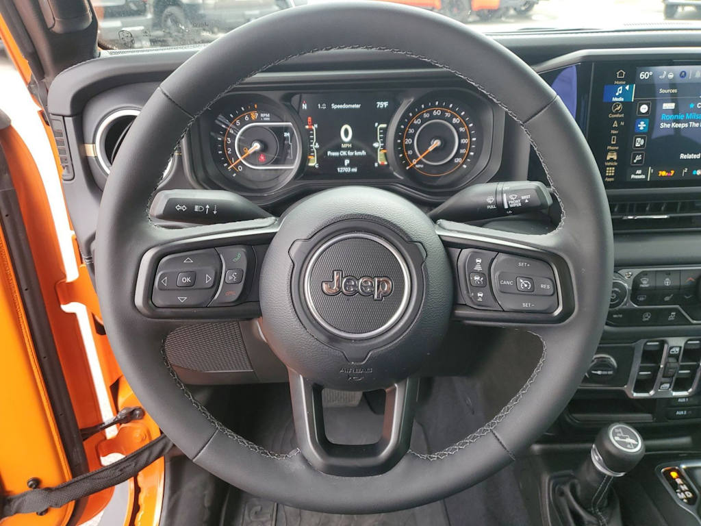 Thumbnail: 2025 Jeep Gladiator - 6