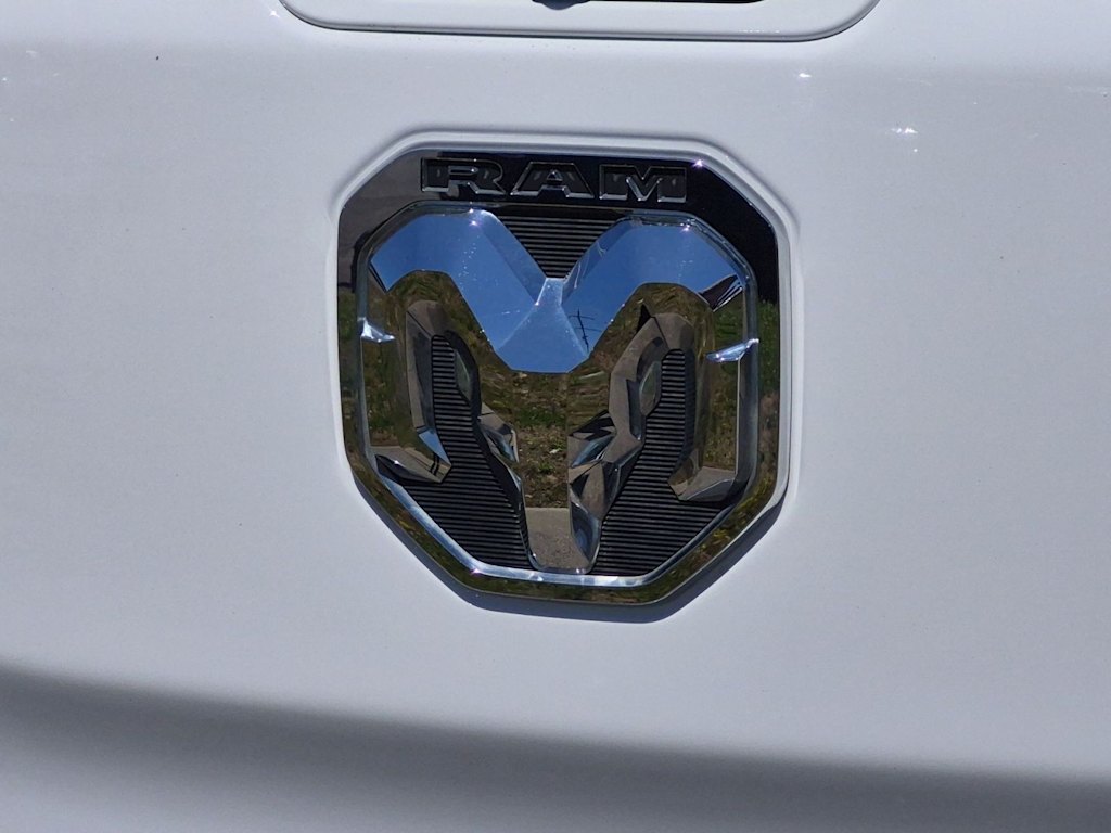 Thumbnail: 2022 RAM 1500 - 22